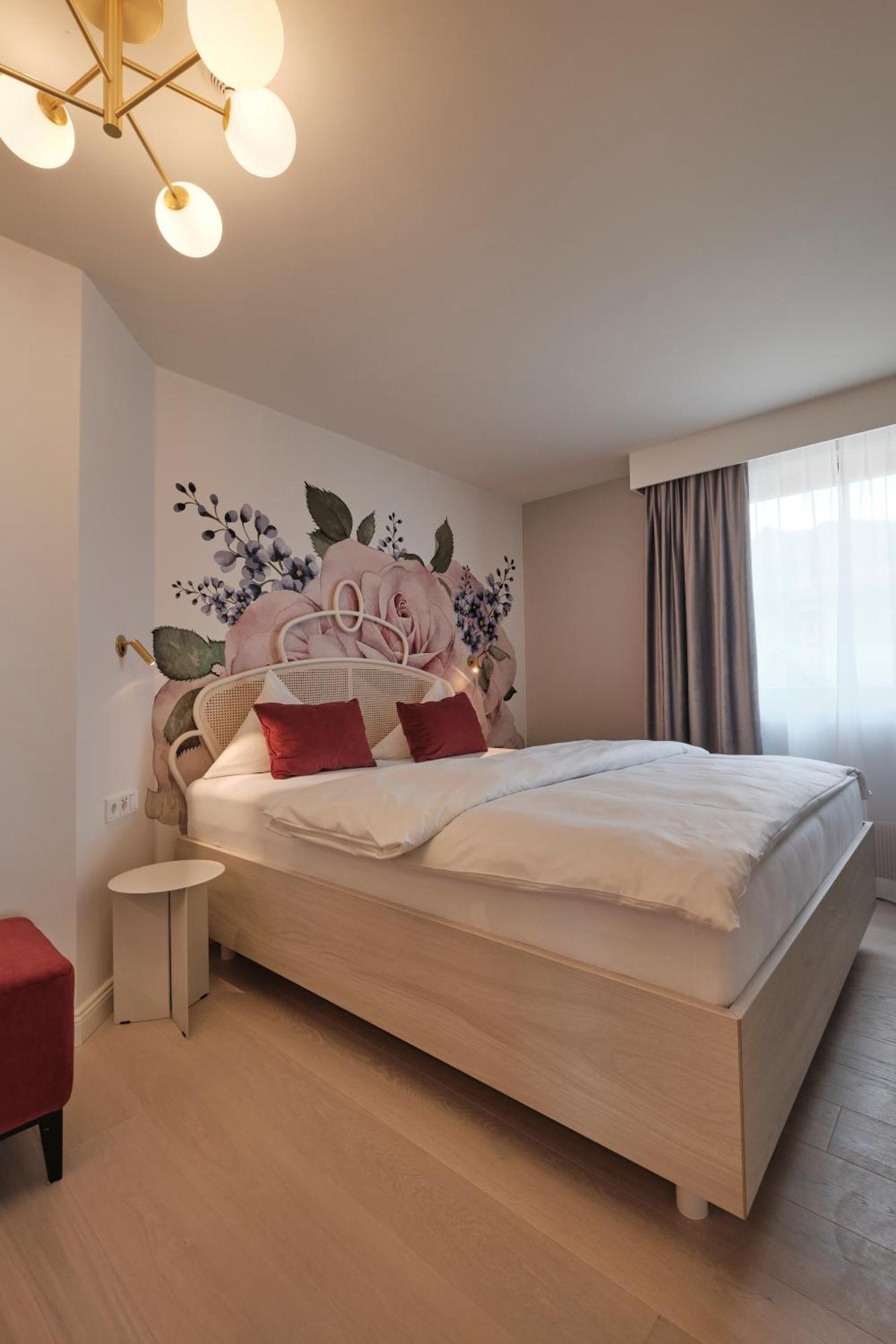 Wellnesshotel ...liebes Rot-flüh Hotel 4*